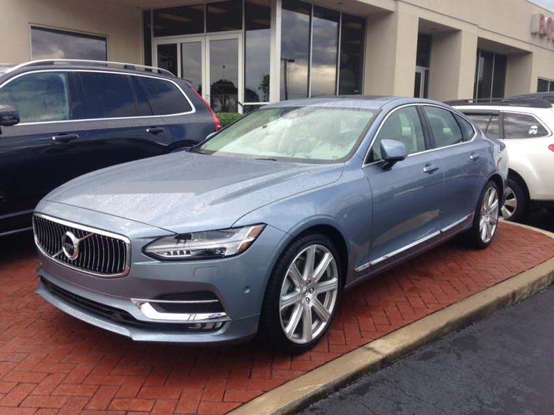 I got my first close look at the new S90 today.